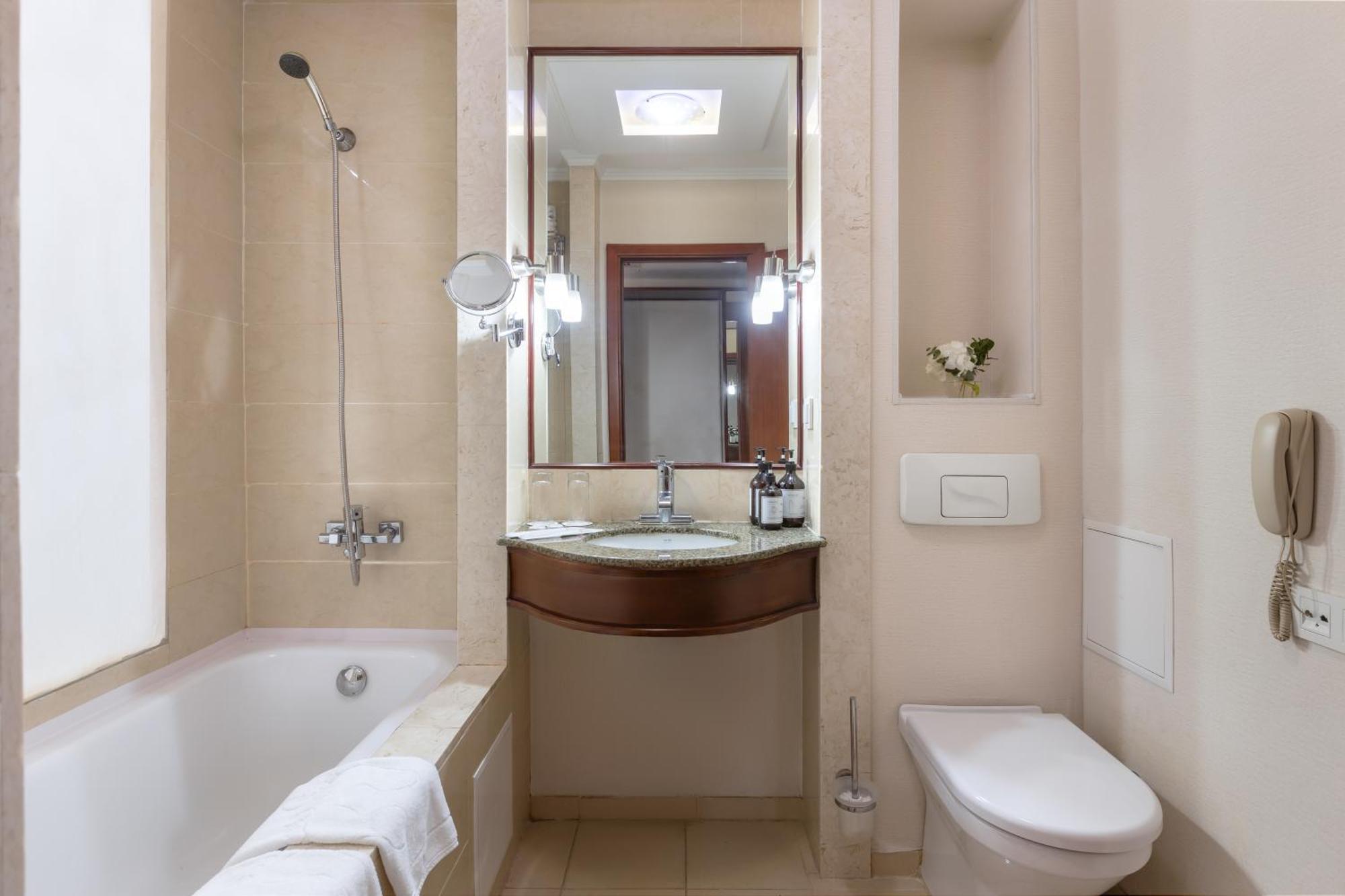 Regardal Hotel Almaty Luaran gambar