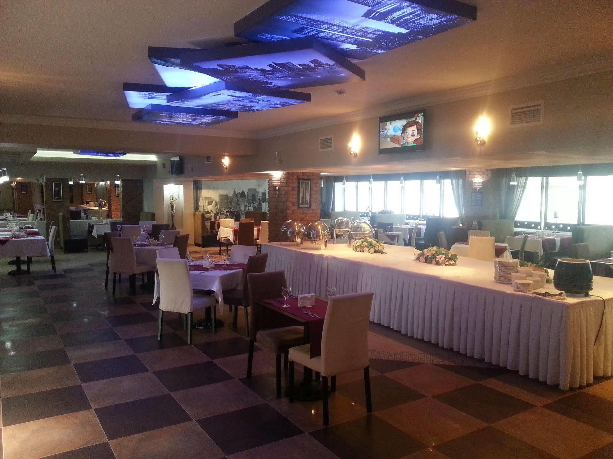 Regardal Hotel Almaty Luaran gambar