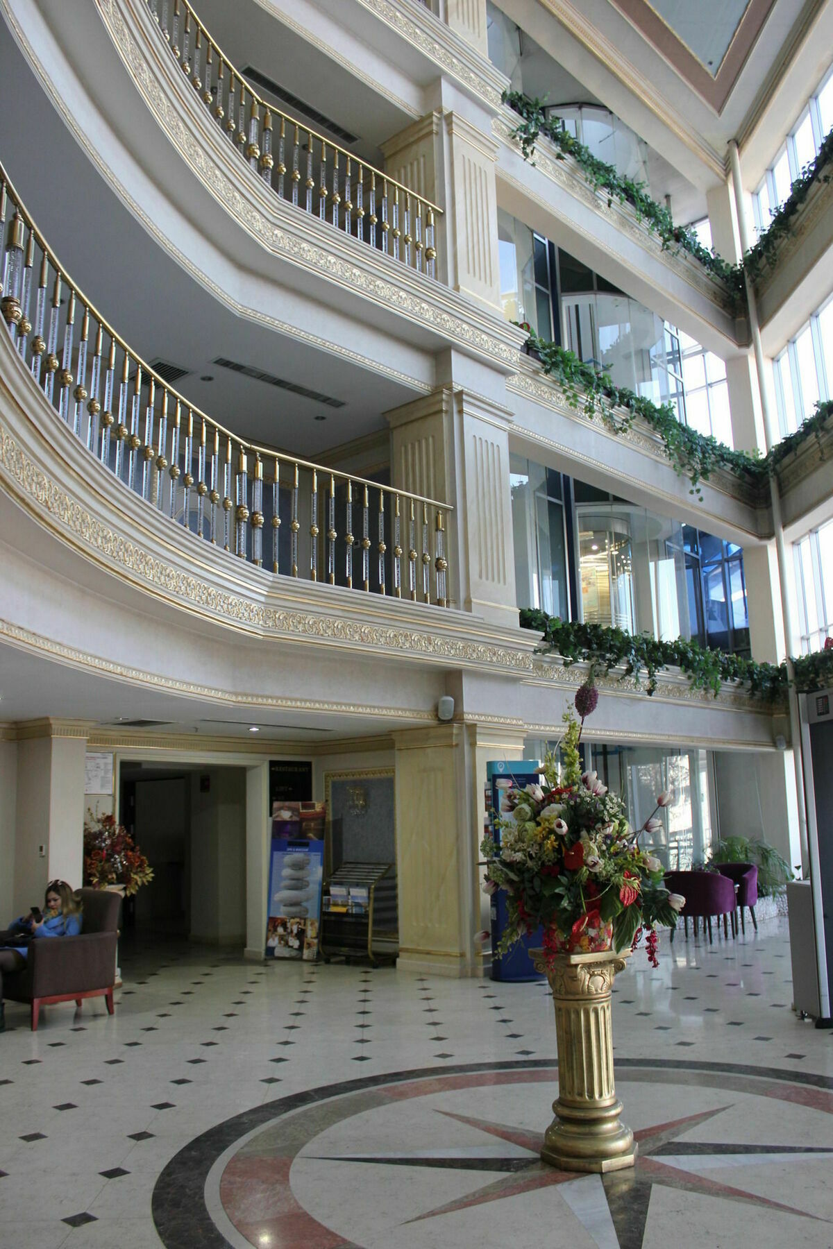 Regardal Hotel Almaty Luaran gambar